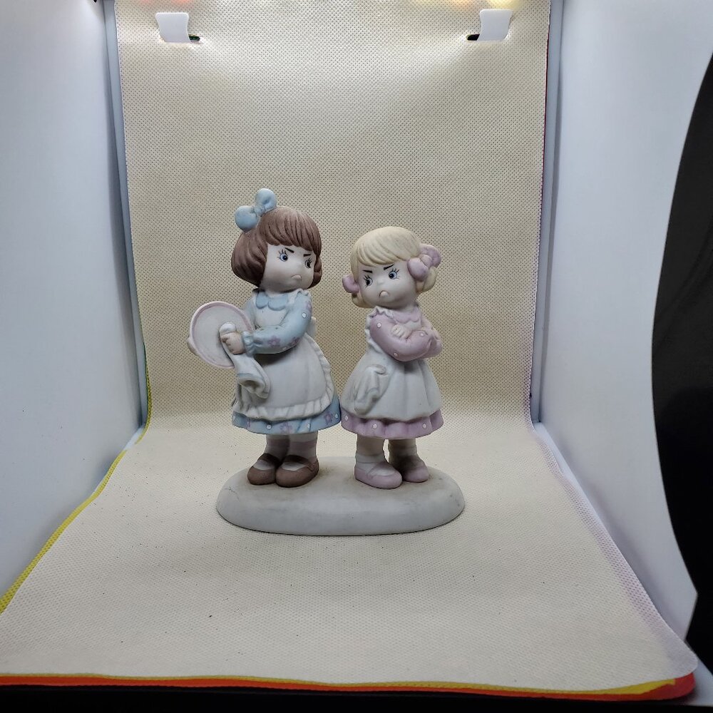1992 Enesco Sisters best “Friends Through Troubled Waters” Figurine 772348